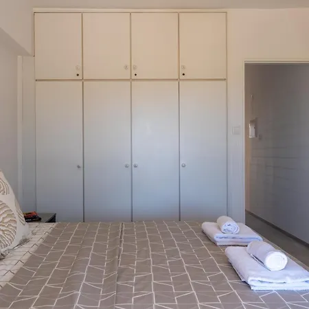 Apartment Modern One - Bedroom At Lighthouse - Paphos *