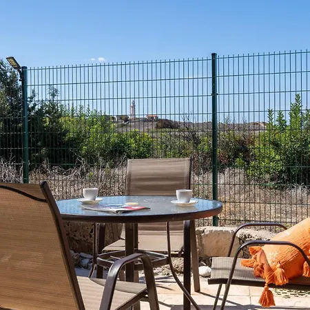 Modern One - Bedroom At Lighthouse - Paphos * Aglantzia