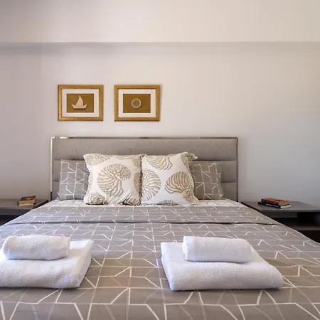 Modern One - Bedroom At Lighthouse - Paphos Apartment *
