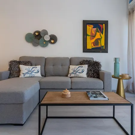 Modern One - Bedroom At Lighthouse - Paphos